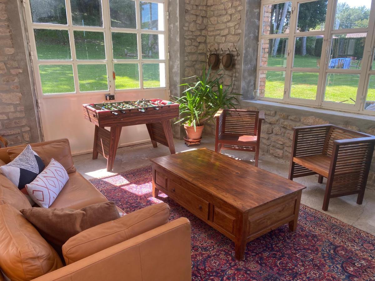 Le Chateau De Monthureux Le Sec Extérieur photo