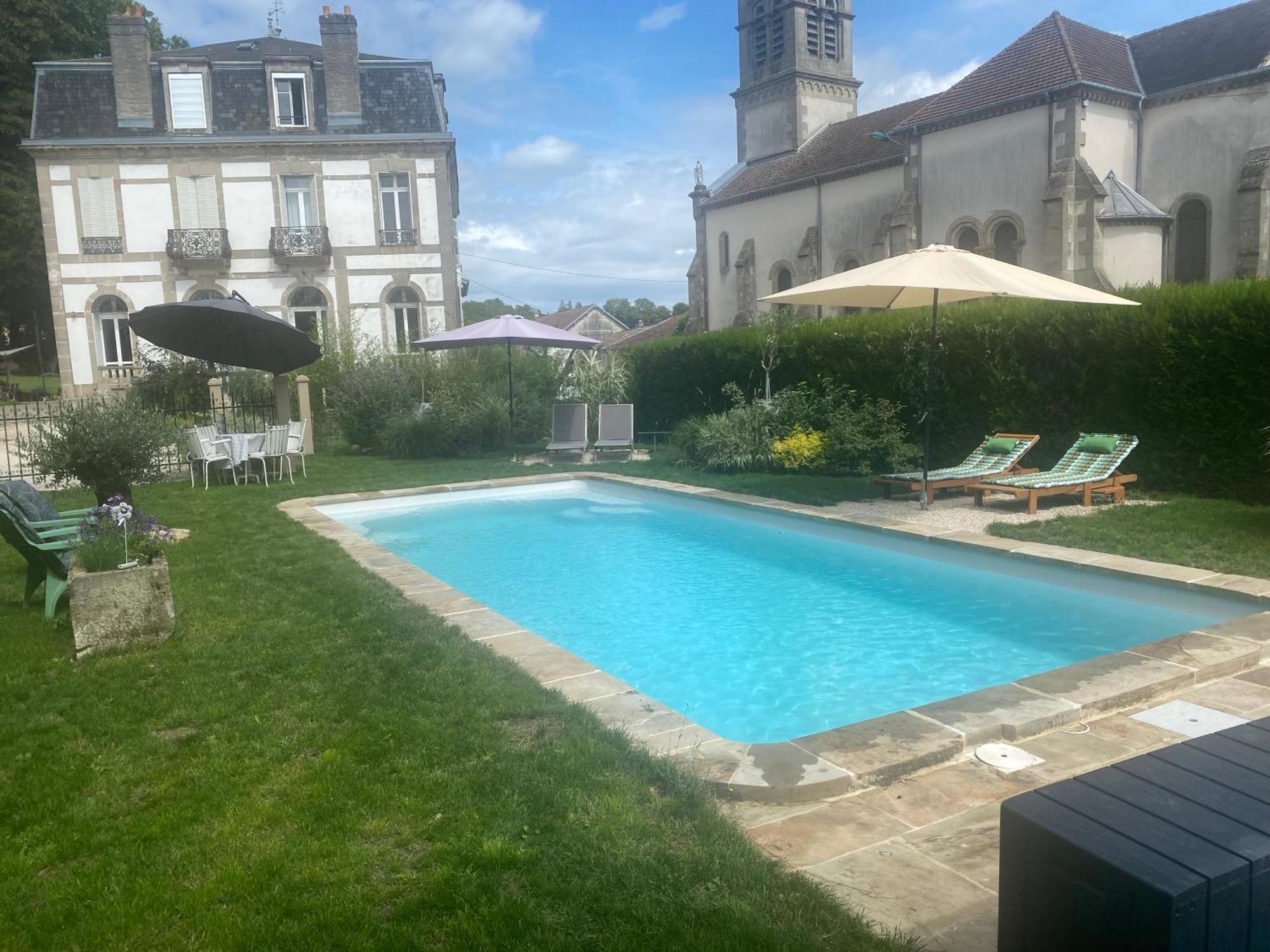 Le Chateau De Monthureux Le Sec Extérieur photo
